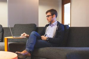 Home Office: veja como fazer a gestão de equipe em casa