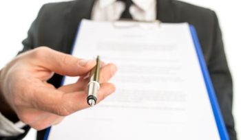 O que é contrato de trespasse e quais os seus efeitos?