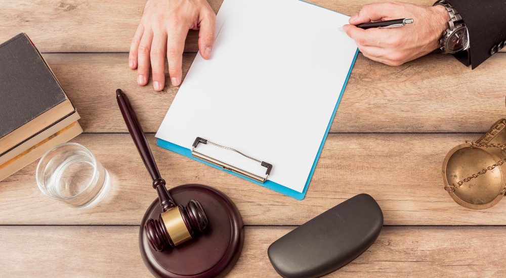 Crimes contra honra: o que é calúnia, difamação e injúria?