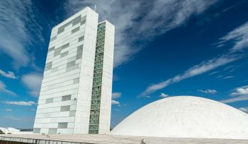 Entenda o que é uma pec