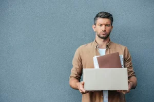 Profissional em demissão por abandono de emprego